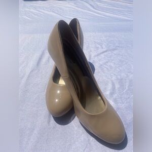 Comfort plus nude high heels